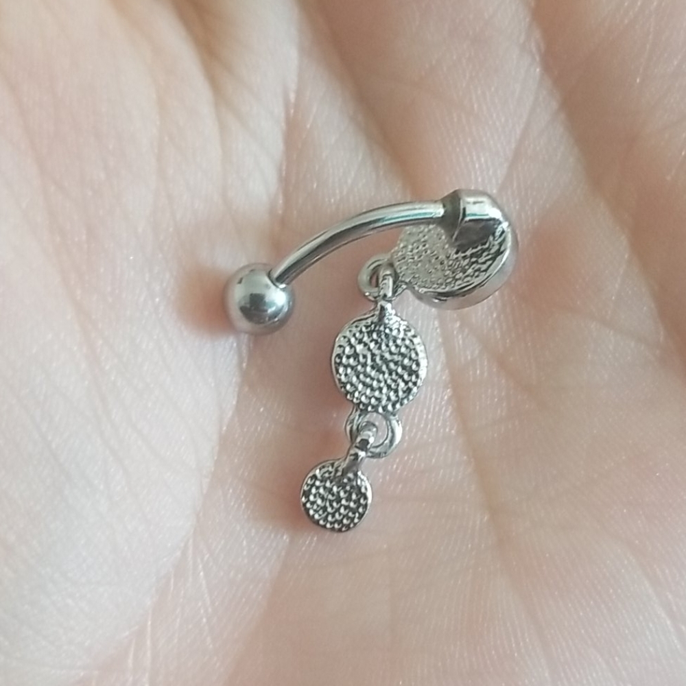 Bellybutton ring - Picture 2 of 3
